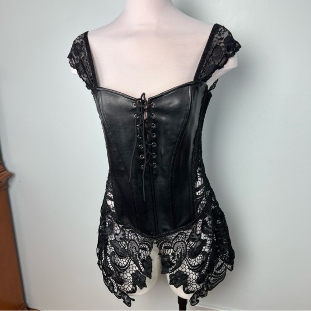 Dreamgirl Beyoncé Black Lace & Faux Leather Corset Bustier - Women’s Size 36